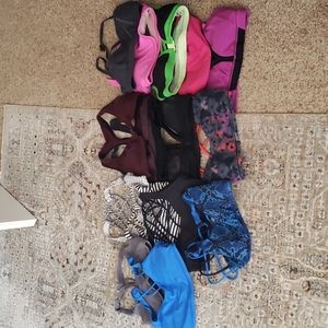 15 lululemon bras-size 4